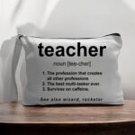 Canvas Pouch with Handle and Zipper Thumbnail