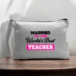 Canvas Pouch with Handle and Zipper Thumbnail