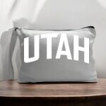 Canvas Pouch with Handle and Zipper Thumbnail